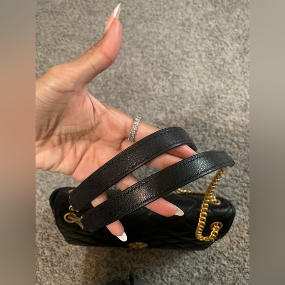 Tory Burch Willa Quilted Purse - Picture 3 of 15